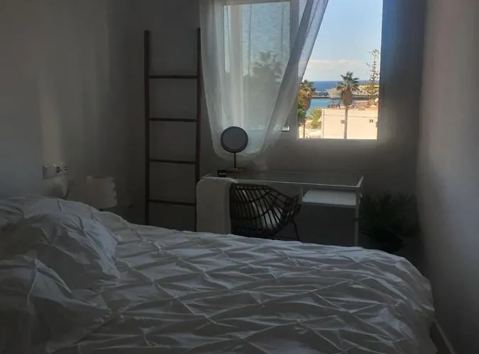 Rosamar 211 Cristianos Ocean Views * Arona (Tenerife)